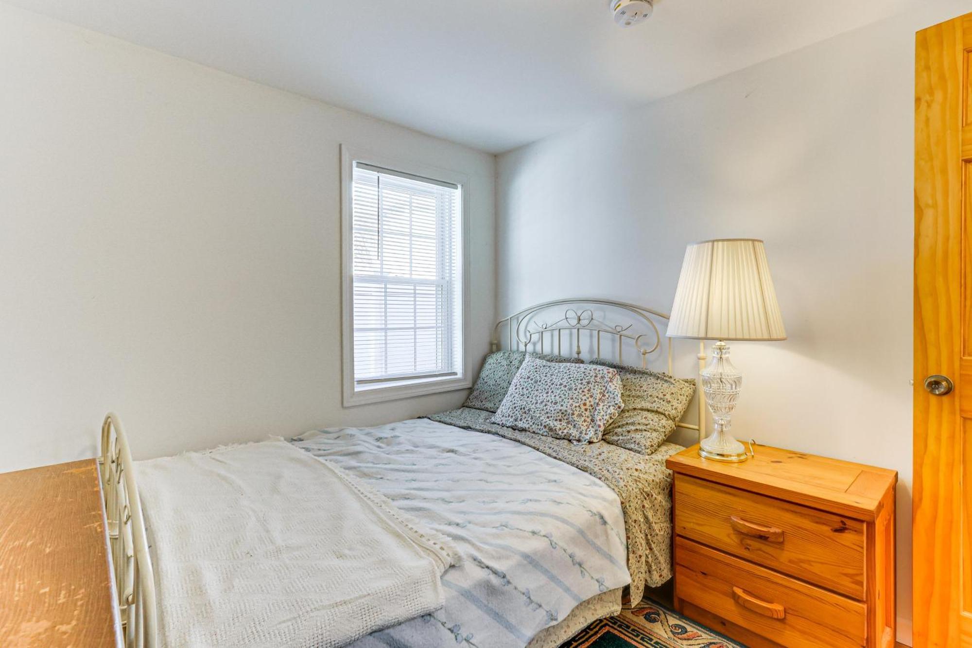 Charming Old Lyme Cottage, Steps To Private Beach! المظهر الخارجي الصورة