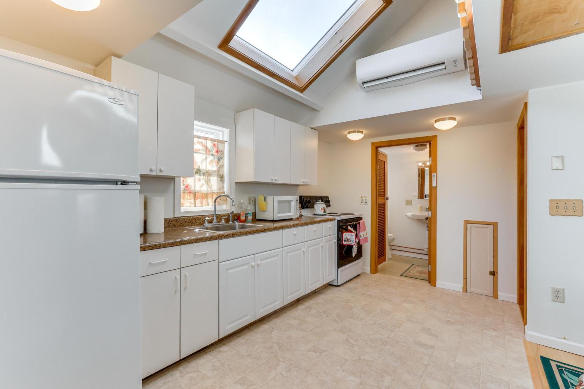 Charming Old Lyme Cottage, Steps To Private Beach! المظهر الخارجي الصورة