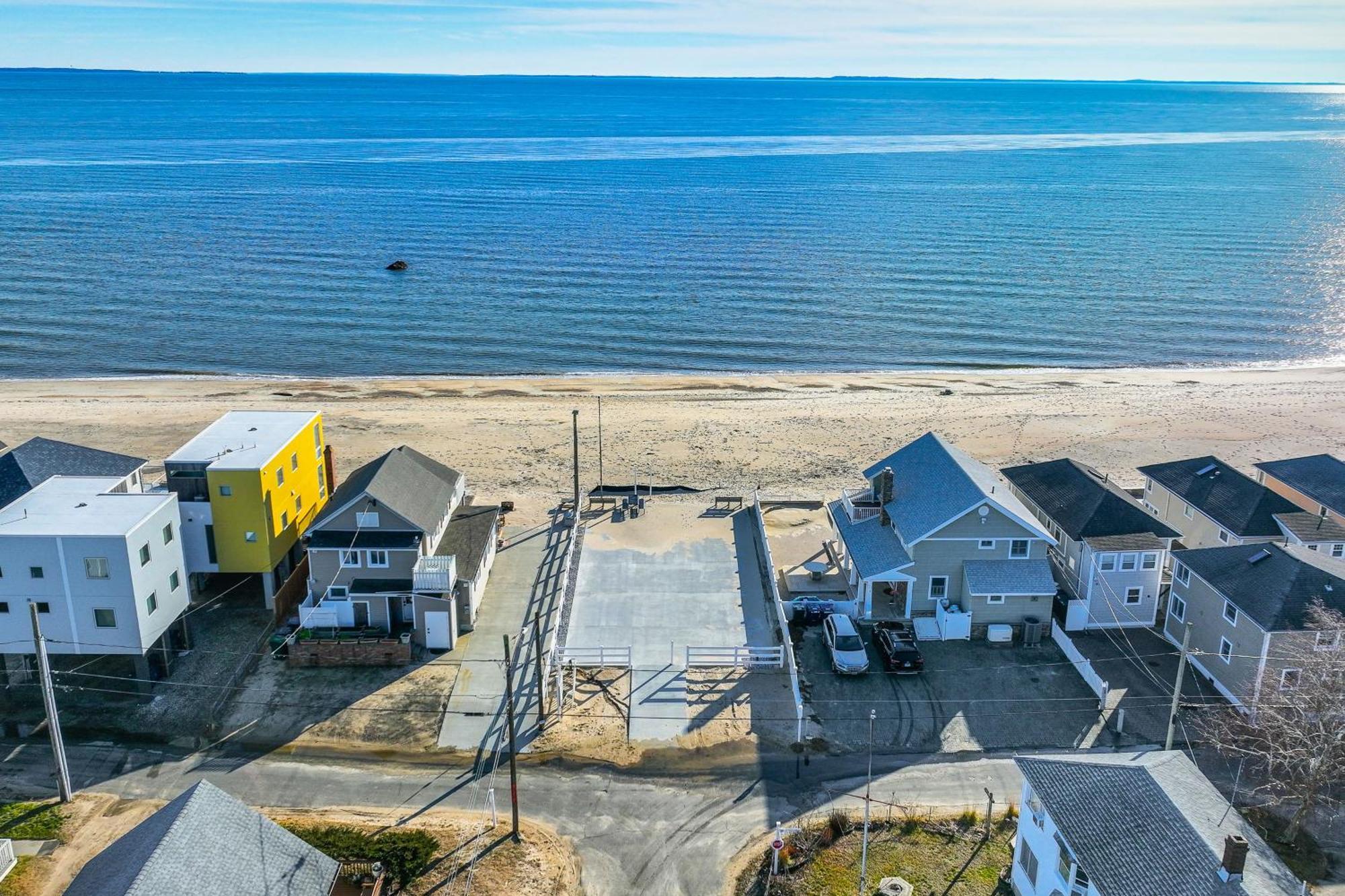 Charming Old Lyme Cottage, Steps To Private Beach! المظهر الخارجي الصورة